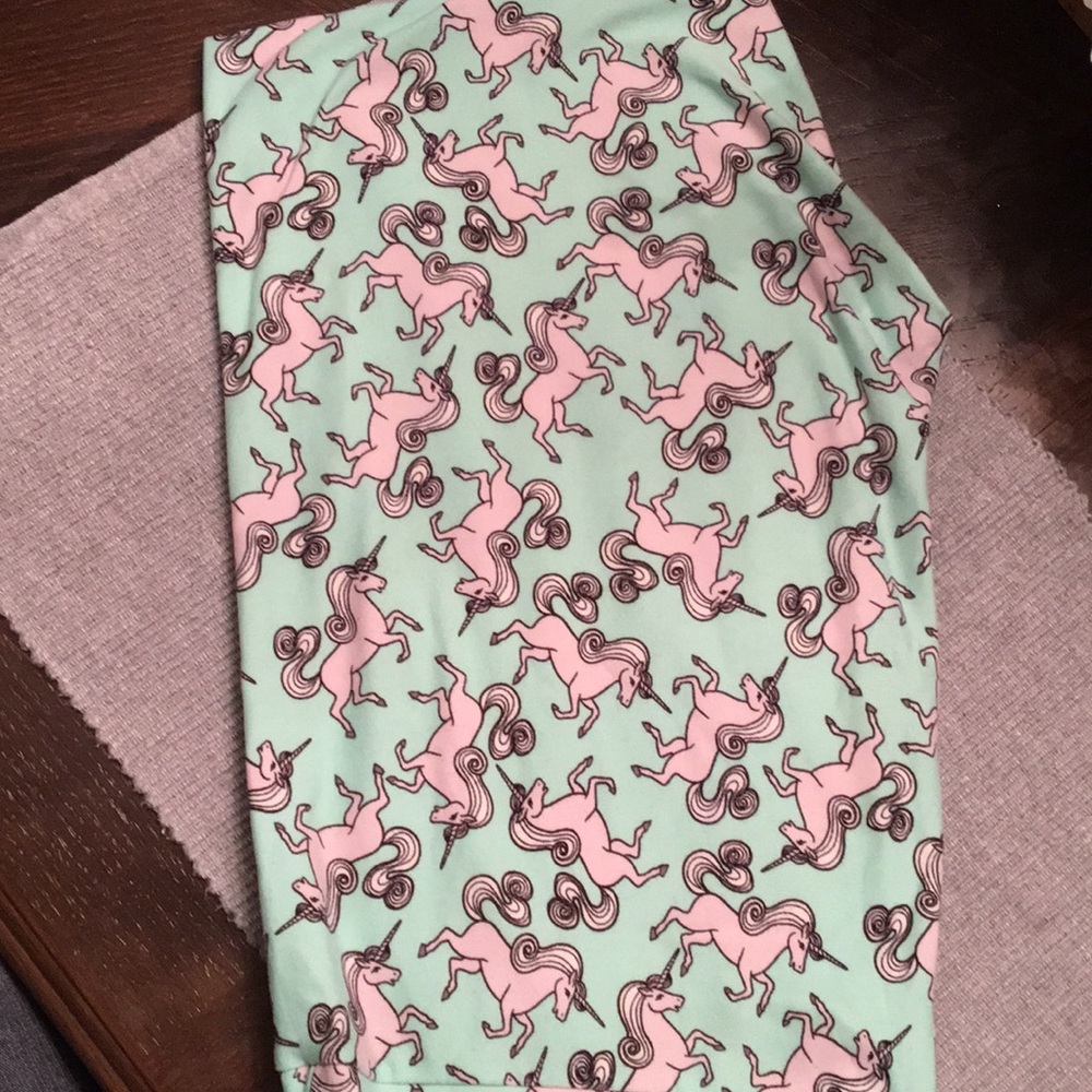 Lularoe unicorn TC leggings